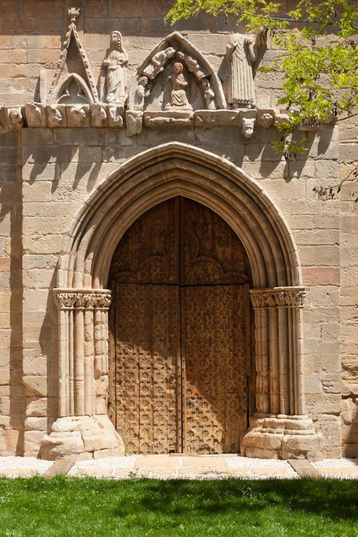 Santuario Virgen De La Fuente Hotel Penarroya De Tastavins Exterior photo